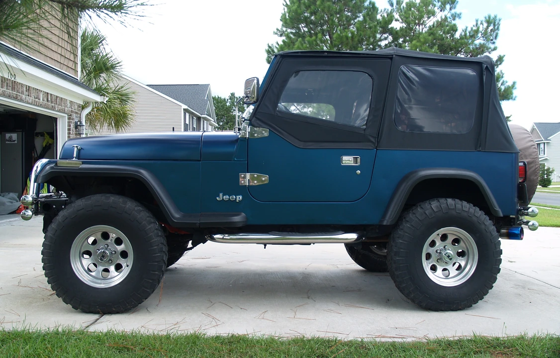 1993 Jeep YJ Wrangler - Image 7 of 31
