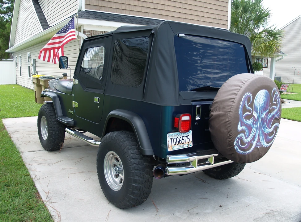 1993 Jeep YJ Wrangler - Image 10 of 31
