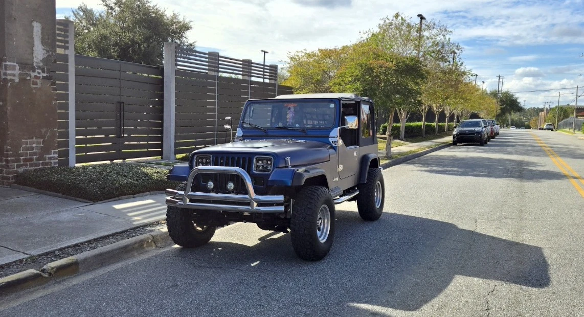 1993 Jeep YJ Wrangler - Image 5 of 31