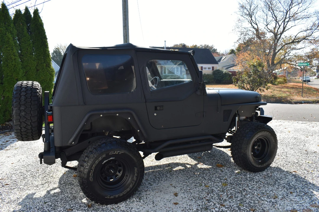 1995 Jeep YJ Wrangler - Image 10 of 31