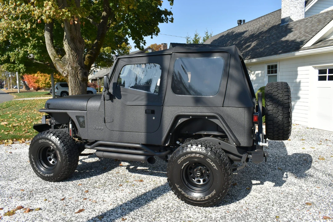 1995 Jeep YJ Wrangler - Image 16 of 31