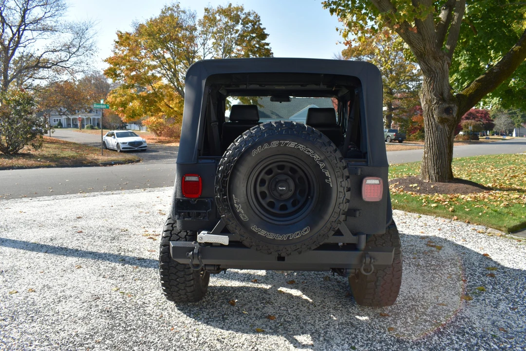 1995 Jeep YJ Wrangler - Image 13 of 31