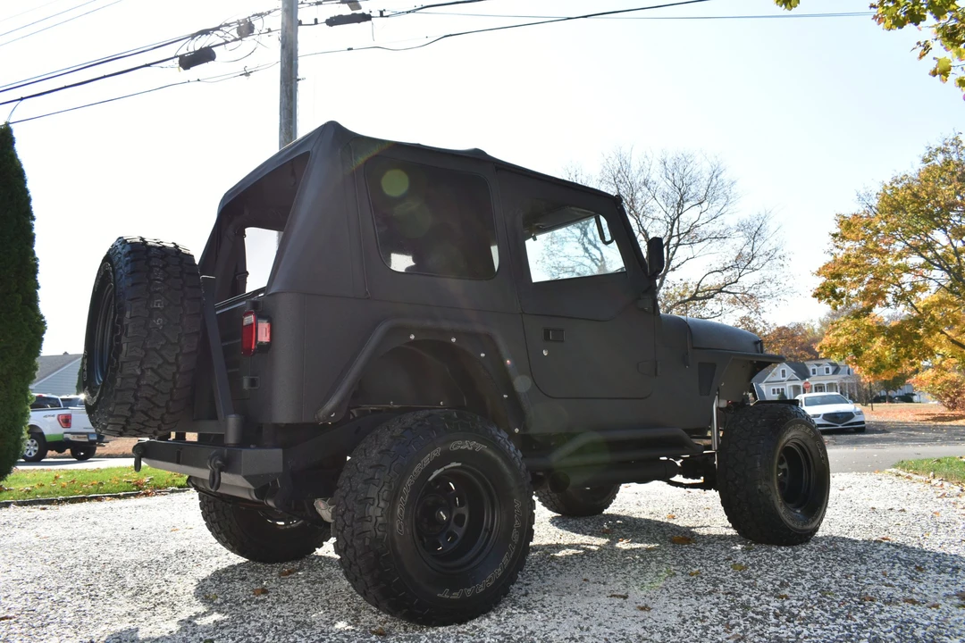 1995 Jeep YJ Wrangler - Image 11 of 31