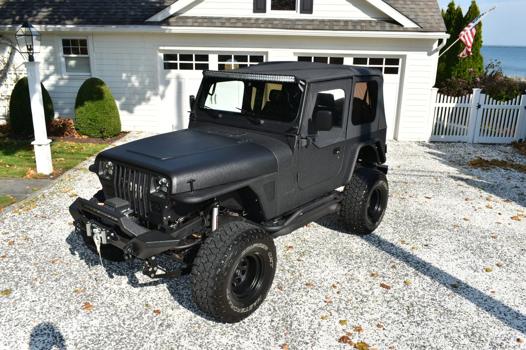 1995 Jeep YJ Wrangler - Image 29 of 31
