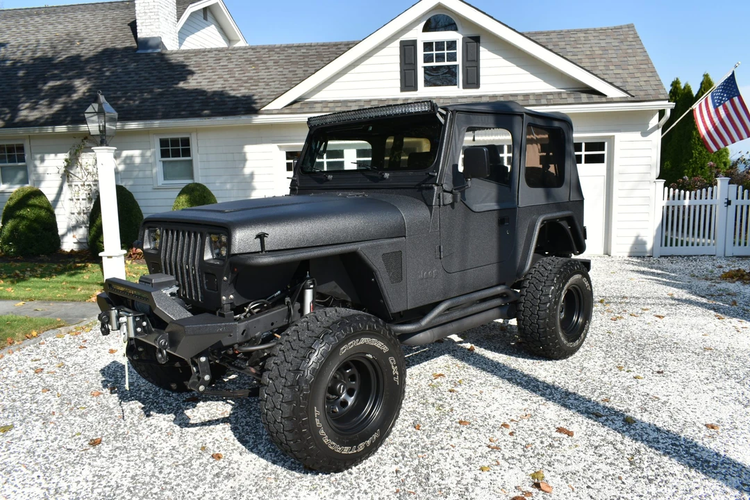 1995 Jeep YJ Wrangler - Image 3 of 31