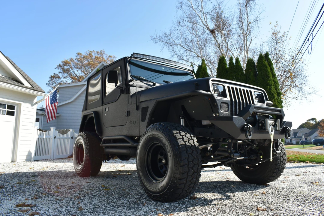1995 Jeep YJ Wrangler - Image 24 of 31
