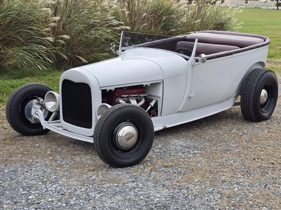 Ford Model A - Image 2 of 31