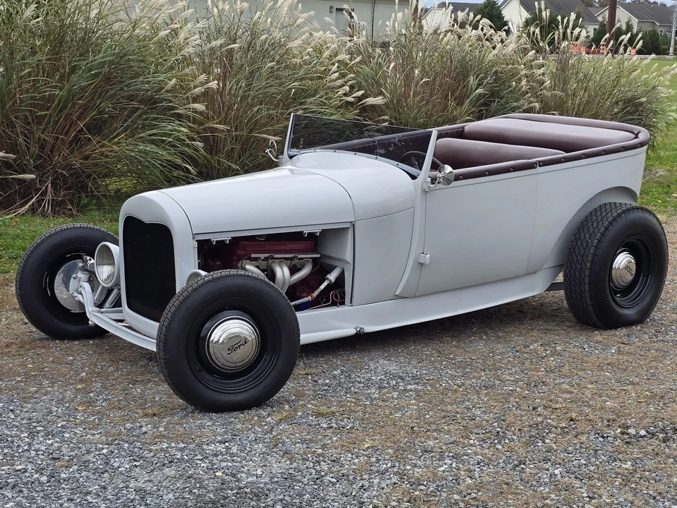 Ford Model A - Image 3 of 31