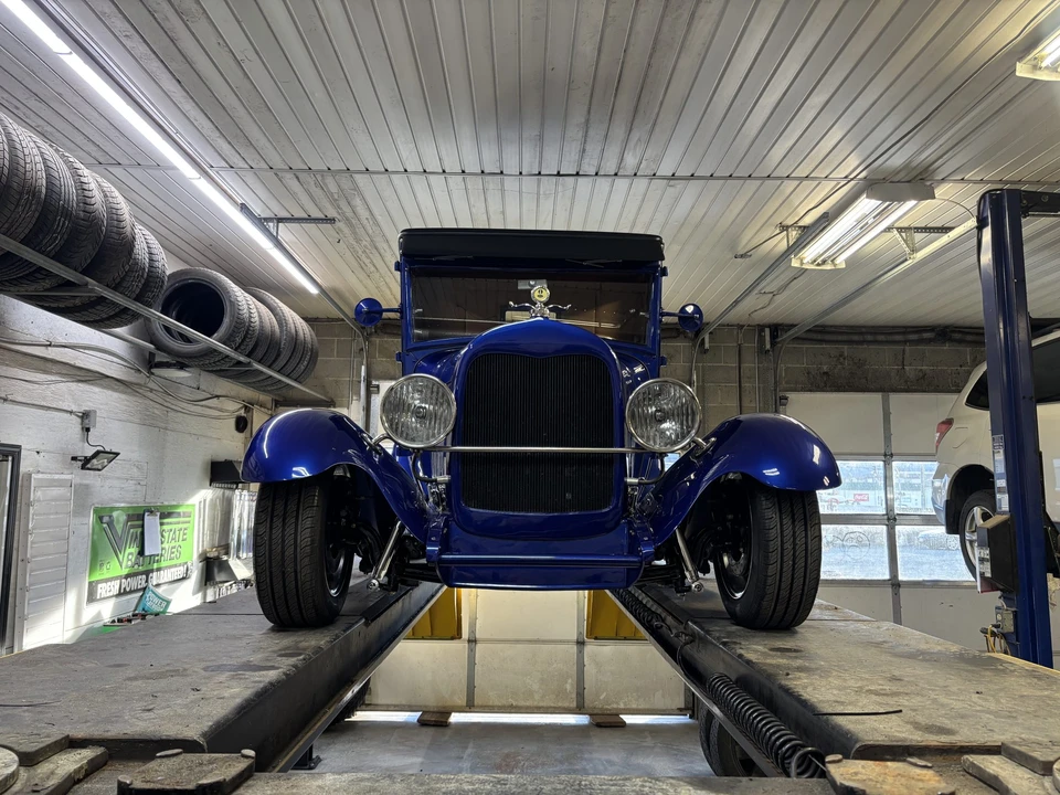 Ford Model A Pickup & Model AA - Image 11 of 31