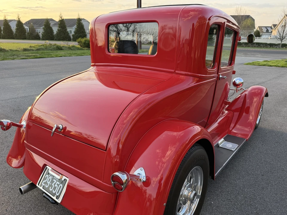 Ford Hot Rod - Image 28 of 31