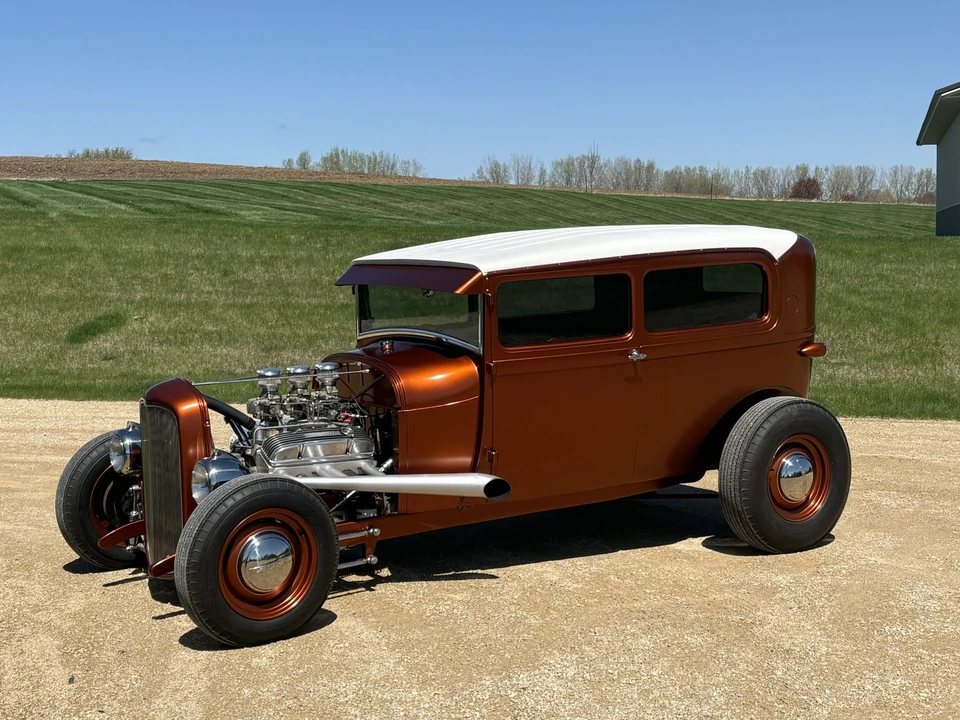 Ford Model A - Image 2 of 31