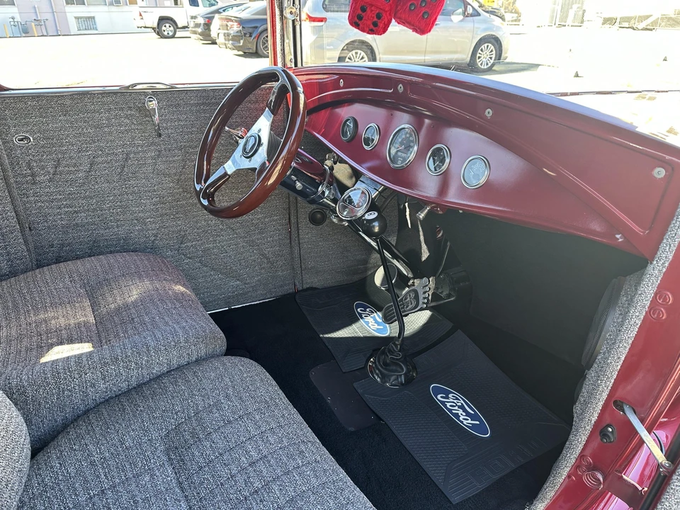 Ford Hot Rod - Image 27 of 31