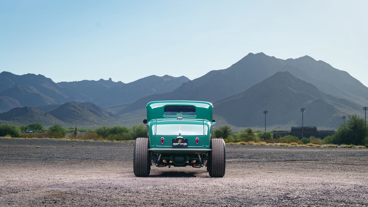Ford Hot Rod - Image 24 of 31
