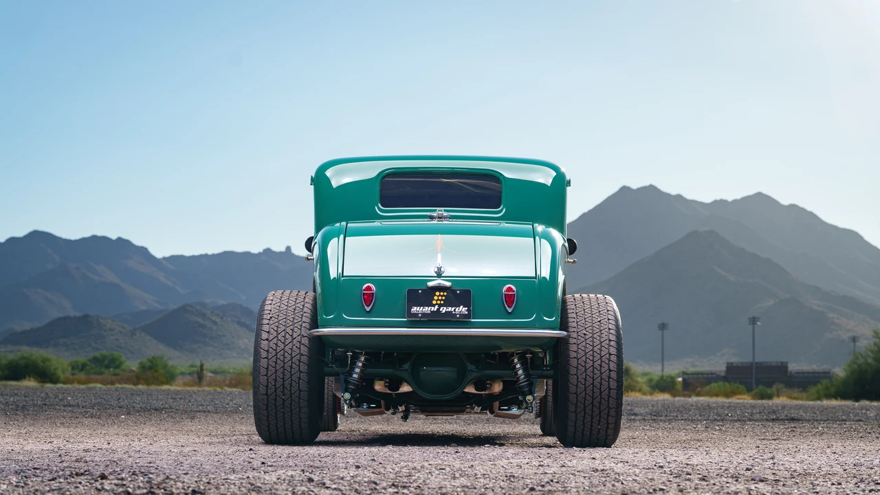 Ford Hot Rod - Image 25 of 31