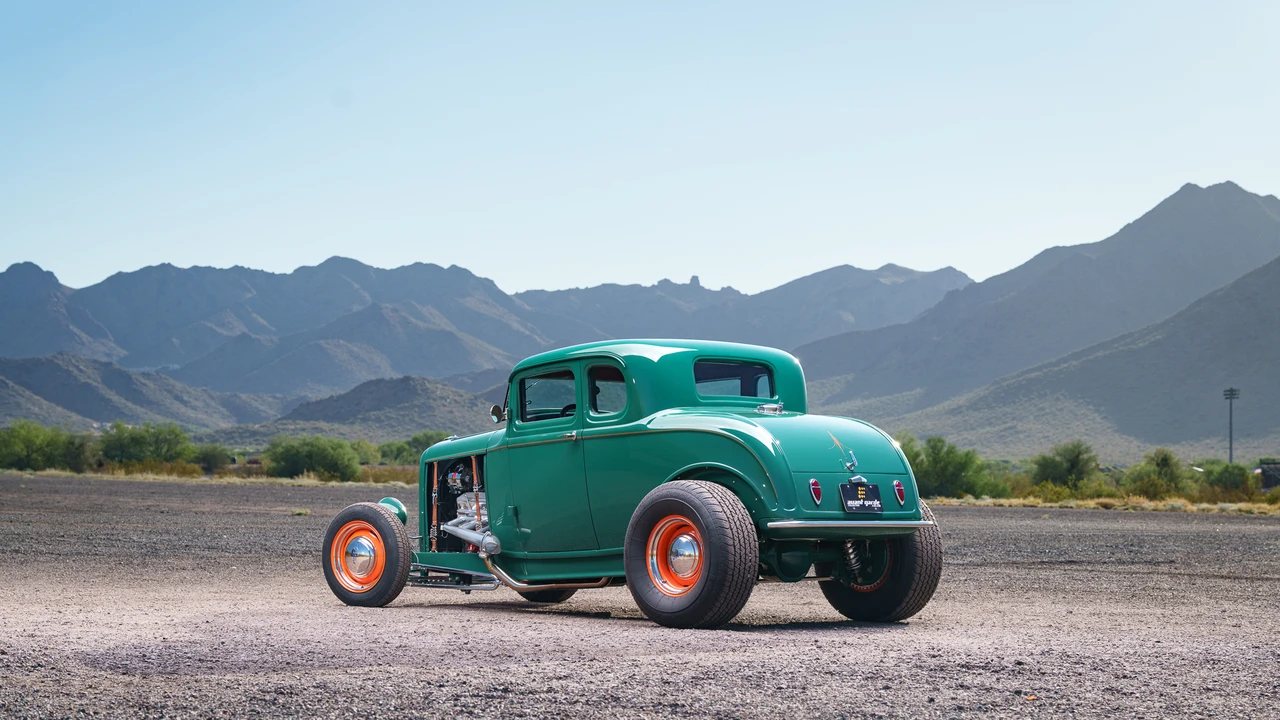 Ford Hot Rod - Image 30 of 31