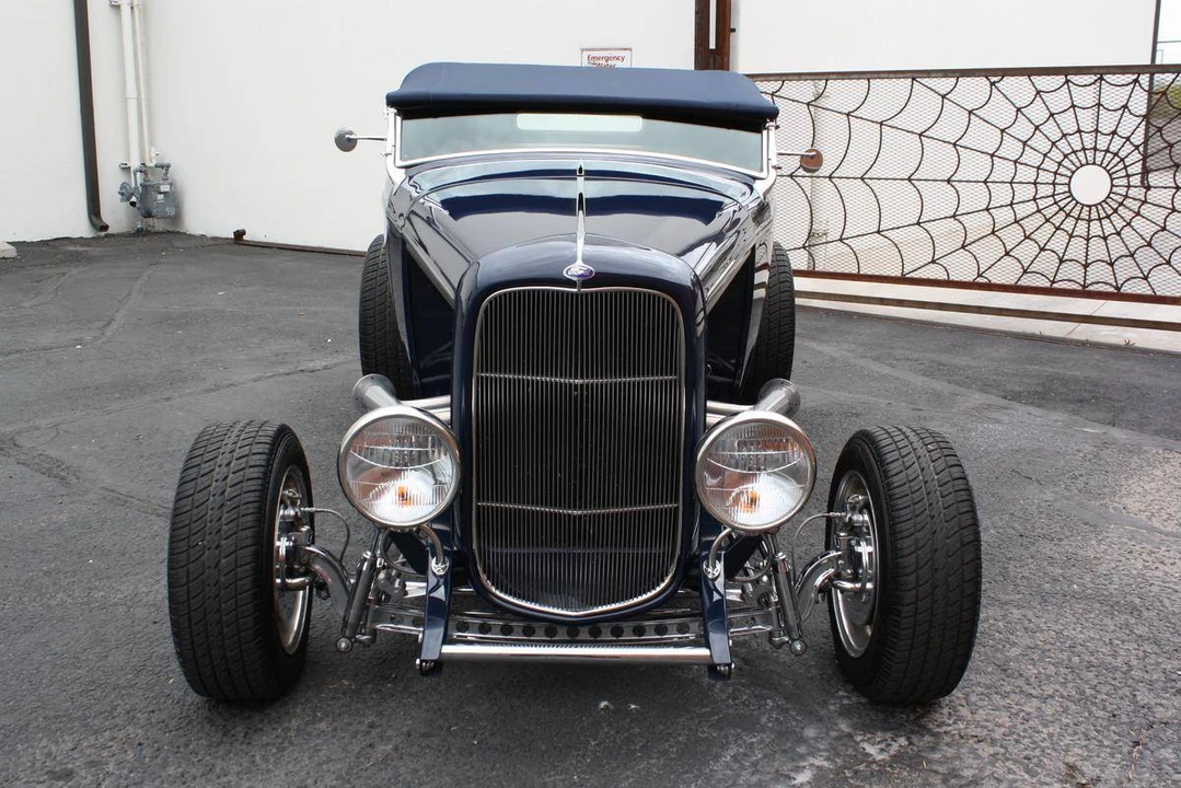 Ford Hot Rod - Image 10 of 31