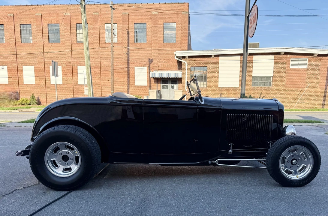 Ford Hot Rod - Image 11 of 31