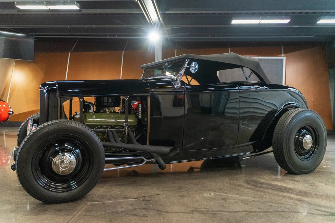 Ford Hot Rod - Image 9 of 31