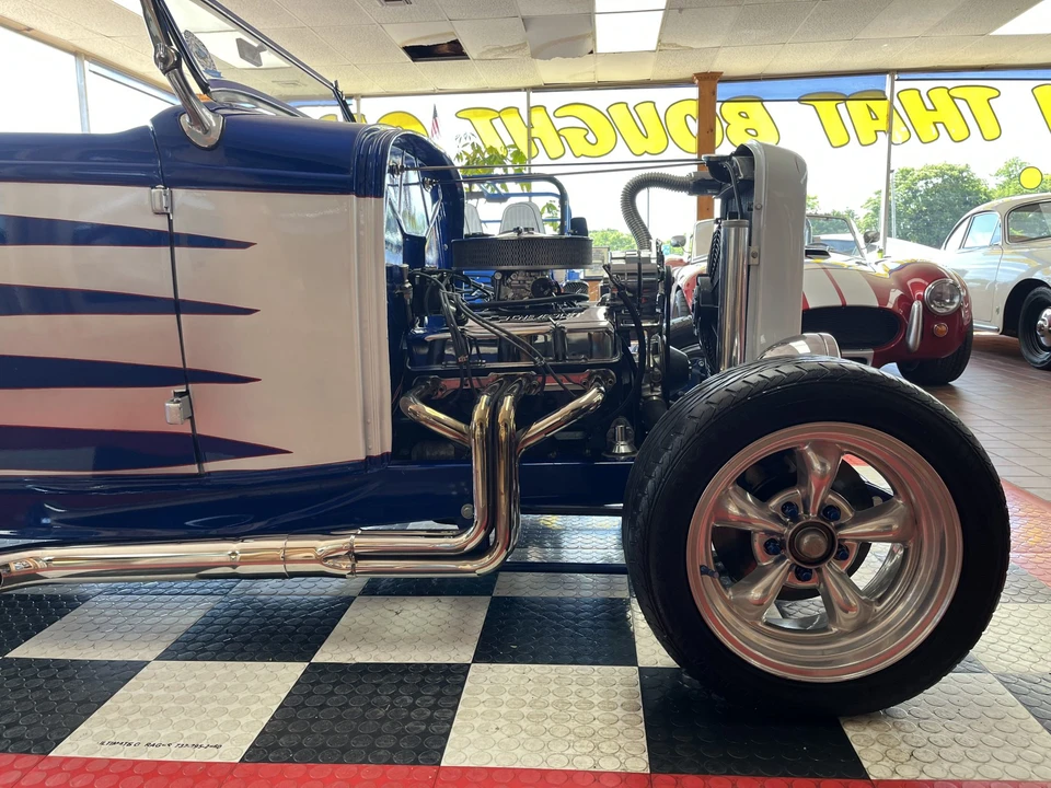 Ford Hot Rod - Image 25 of 31