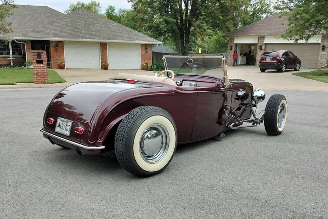 Ford Hot Rod - Image 23 of 31
