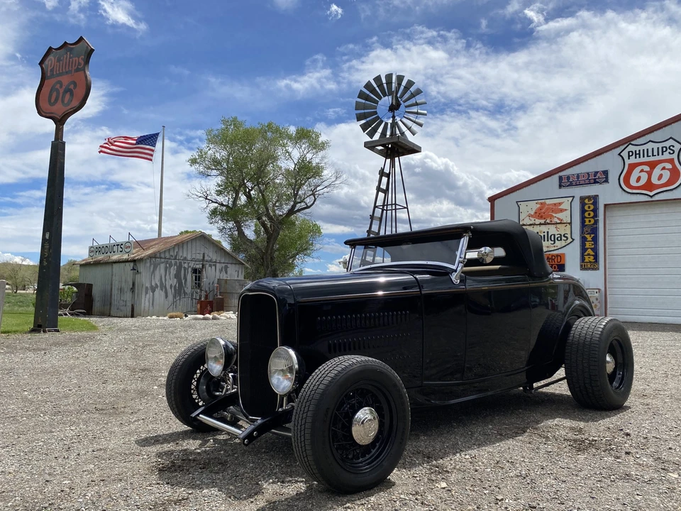 Ford Hot Rod - Image 16 of 31