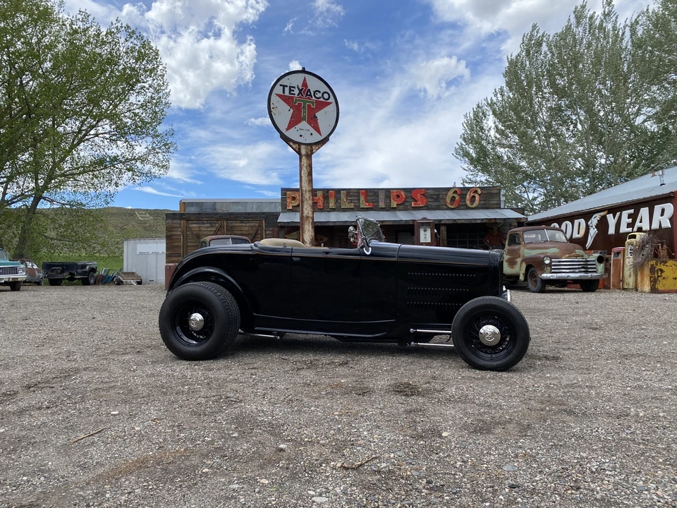 Ford Hot Rod - Image 10 of 31