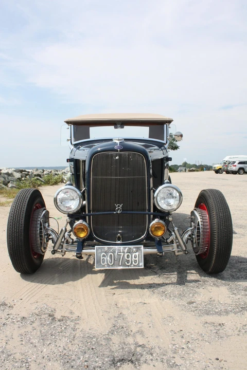 Ford Hot Rod - Image 2 of 31