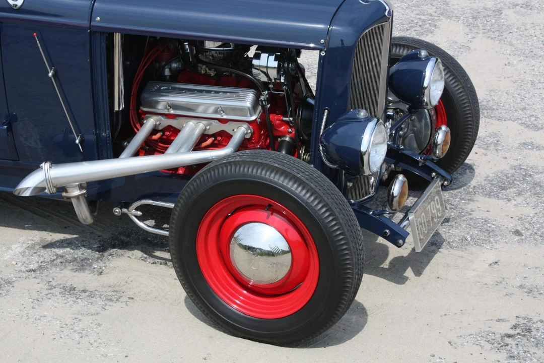 Ford Hot Rod - Image 19 of 31