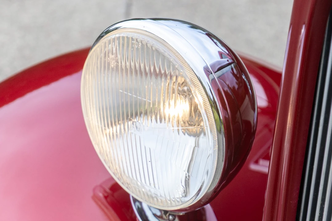 Chevrolet Standard & Master & Master Deluxe & Special Deluxe - Image 26 of 31
