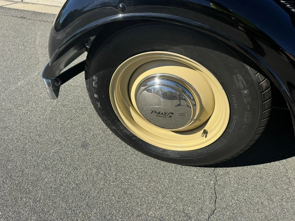 Ford Hot Rod - Image 27 of 31