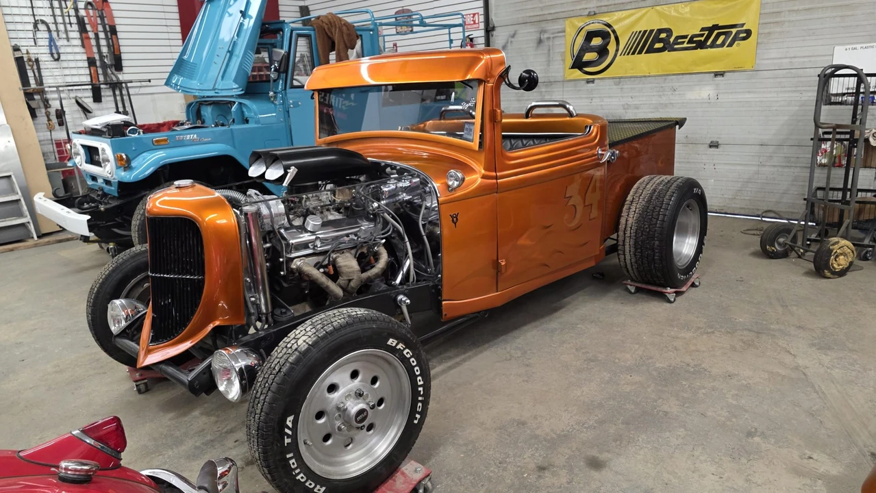 Ford Hot Rod - Image 2 of 31