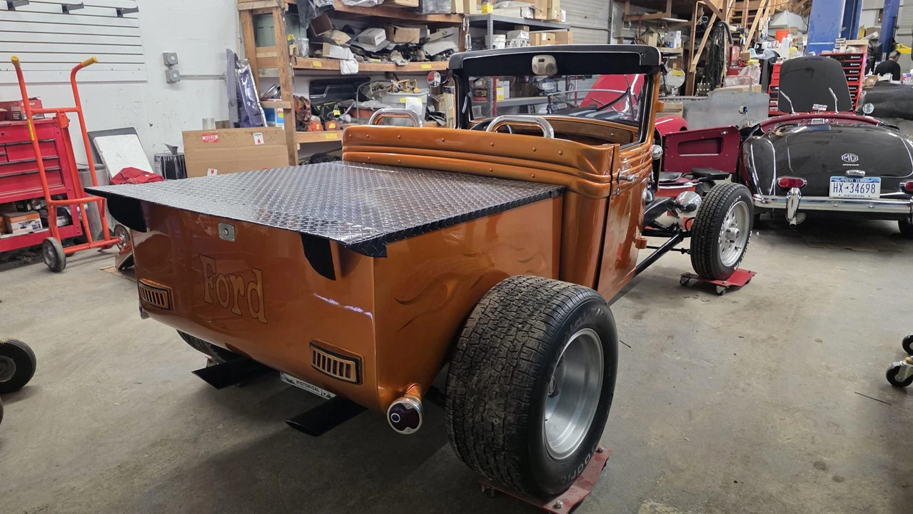 Ford Hot Rod - Image 5 of 31