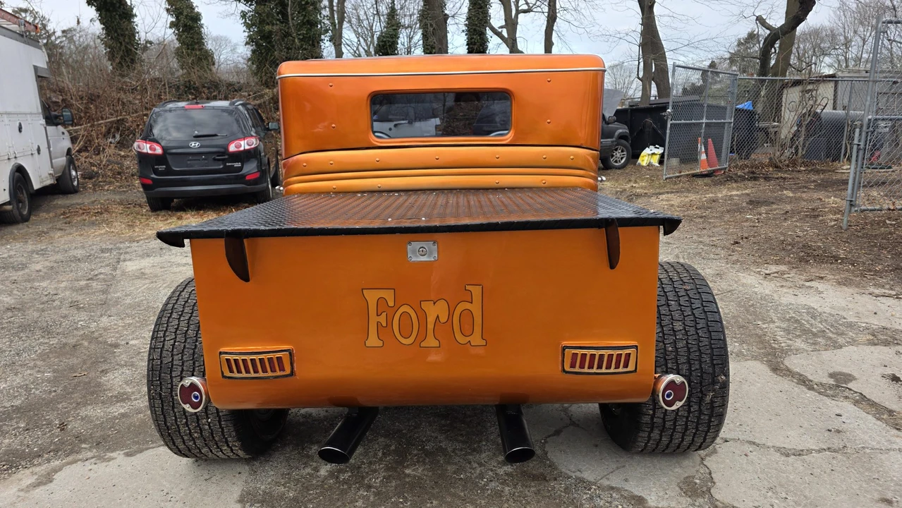 Ford Hot Rod - Image 23 of 31
