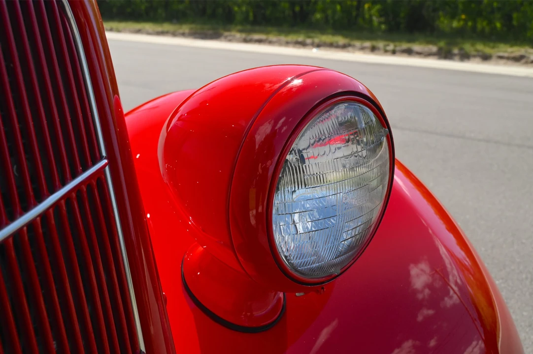 Ford Hot Rod - Image 23 of 31
