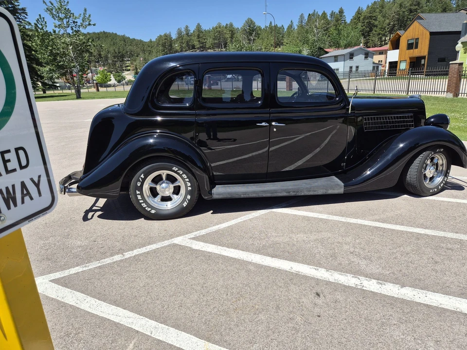 Ford Model 48 & 68 - Image 7 of 31
