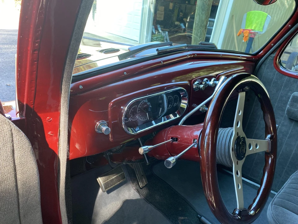 Chevrolet Standard & Master & Master Deluxe & Special Deluxe - Image 28 of 31