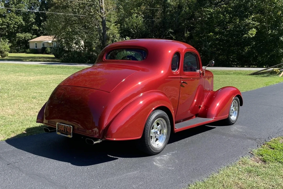 Chevrolet Standard & Master & Master Deluxe & Special Deluxe - Image 12 of 31