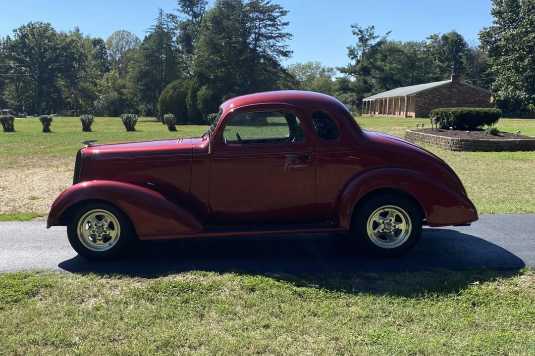 Chevrolet Standard & Master & Master Deluxe & Special Deluxe - Image 21 of 31