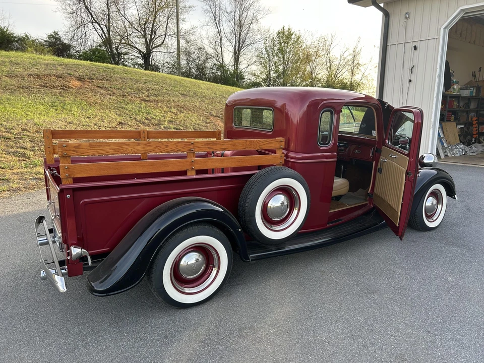 Ford Hot Rod - Image 22 of 31