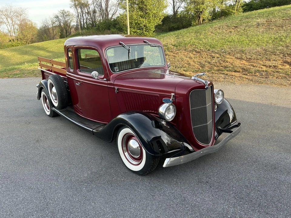 Ford Hot Rod - Image 9 of 31