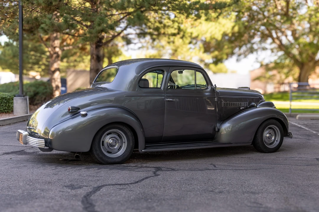Chevrolet Tri-Five Bel Air 2-Door Hardtop & Coupe - Image 11 of 31
