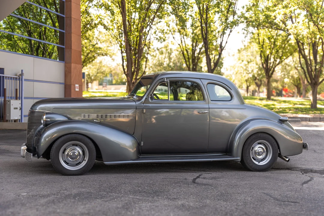 Chevrolet Tri-Five Bel Air 2-Door Hardtop & Coupe - Image 17 of 31