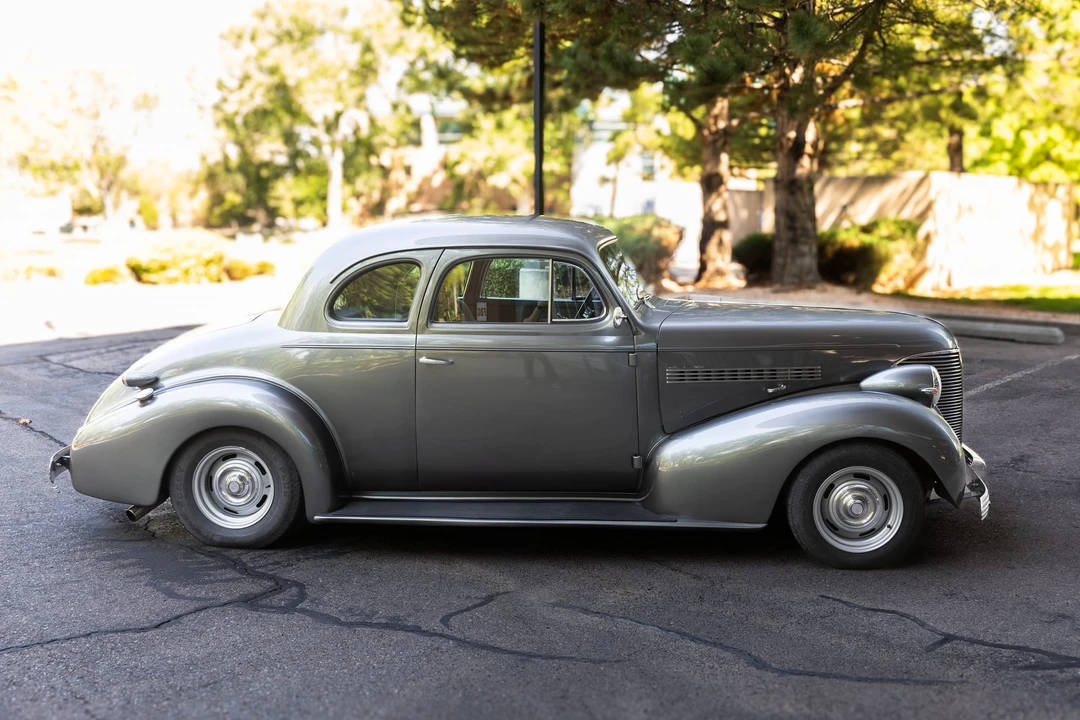 Chevrolet Tri-Five Bel Air 2-Door Hardtop & Coupe - Image 10 of 31
