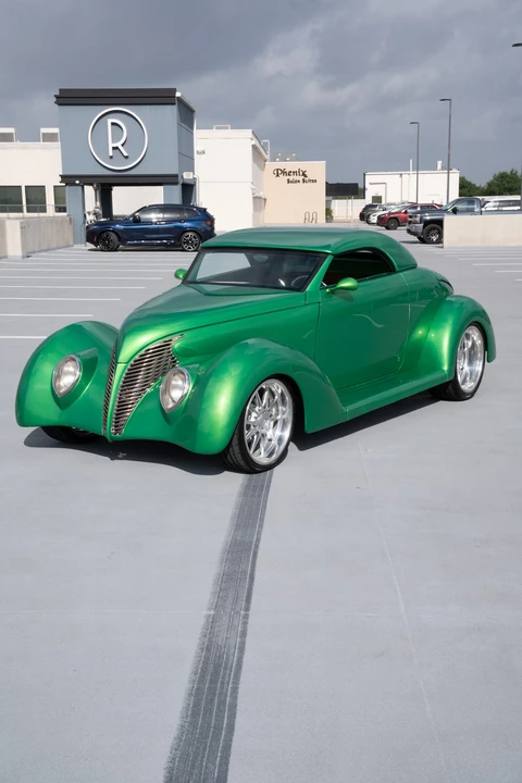 Ford Hot Rod - Image 23 of 31