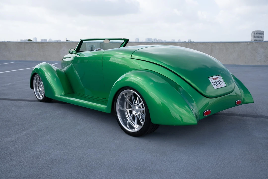 Ford Hot Rod - Image 10 of 31