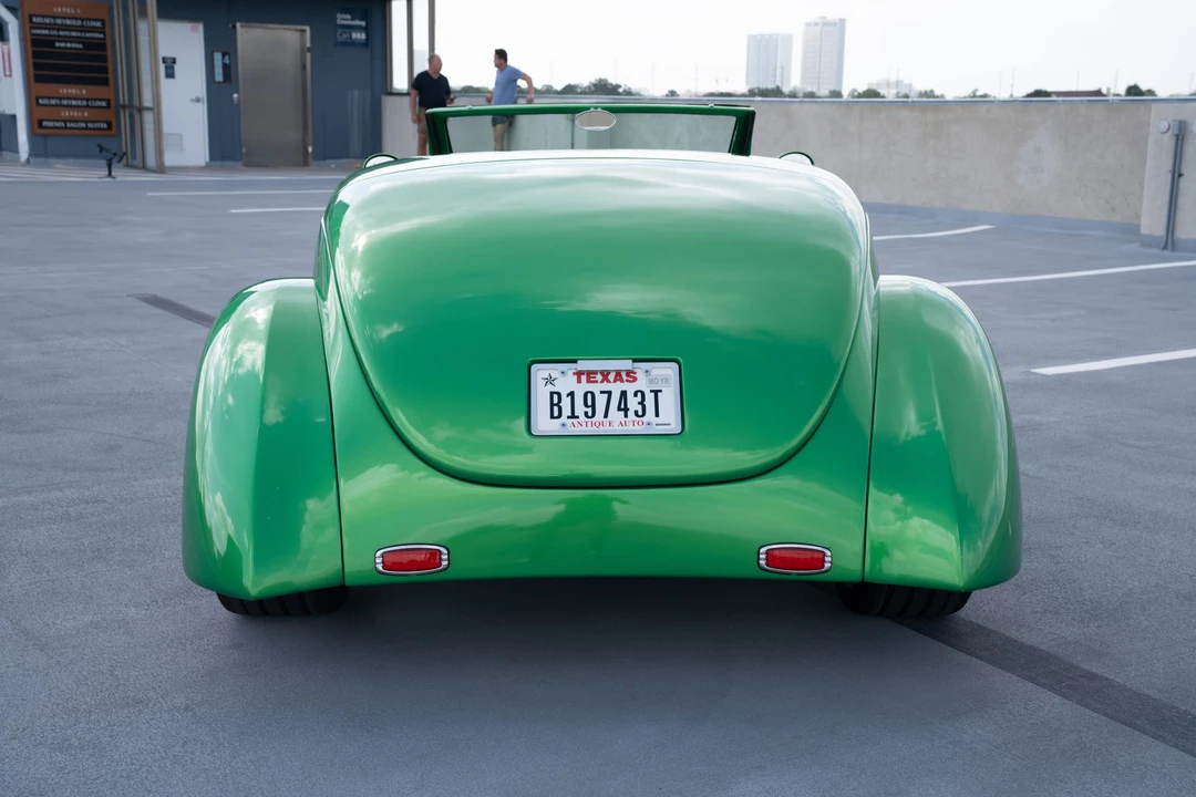 Ford Hot Rod - Image 11 of 31