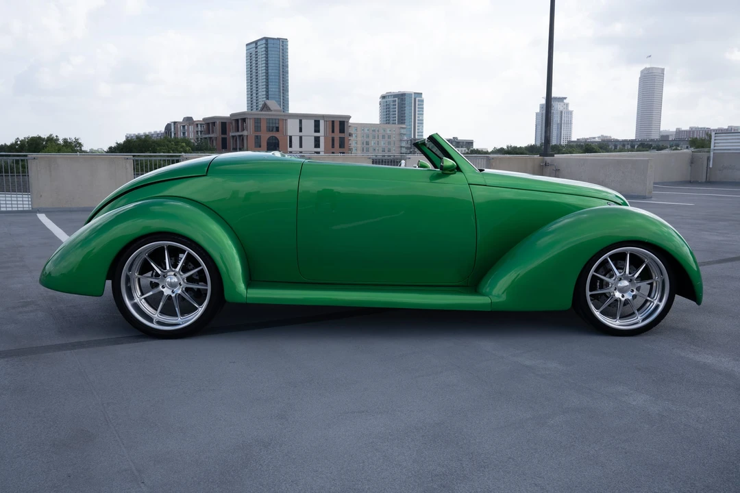 Ford Hot Rod - Image 14 of 31