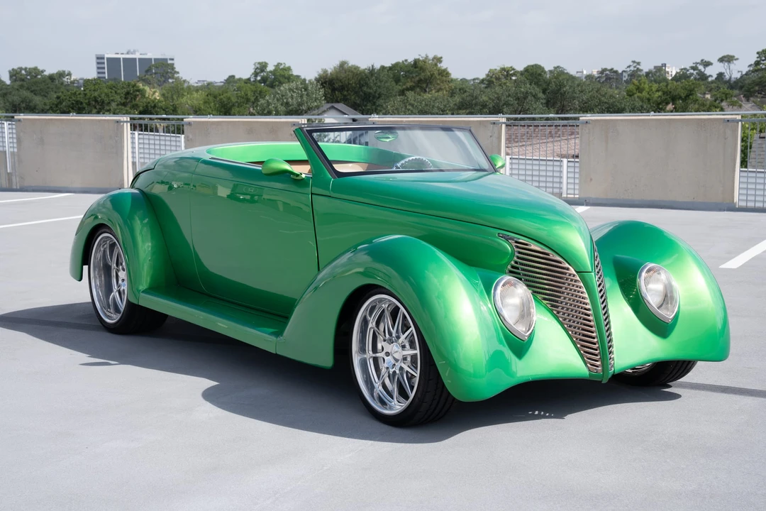 Ford Hot Rod - Image 18 of 31