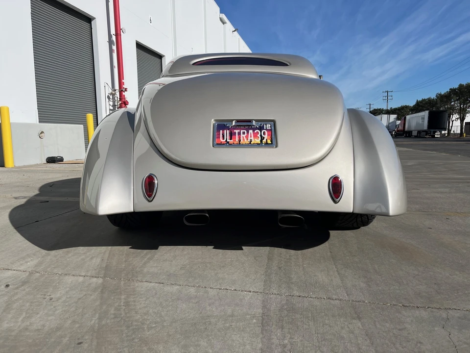 Ford Hot Rod - Image 8 of 31
