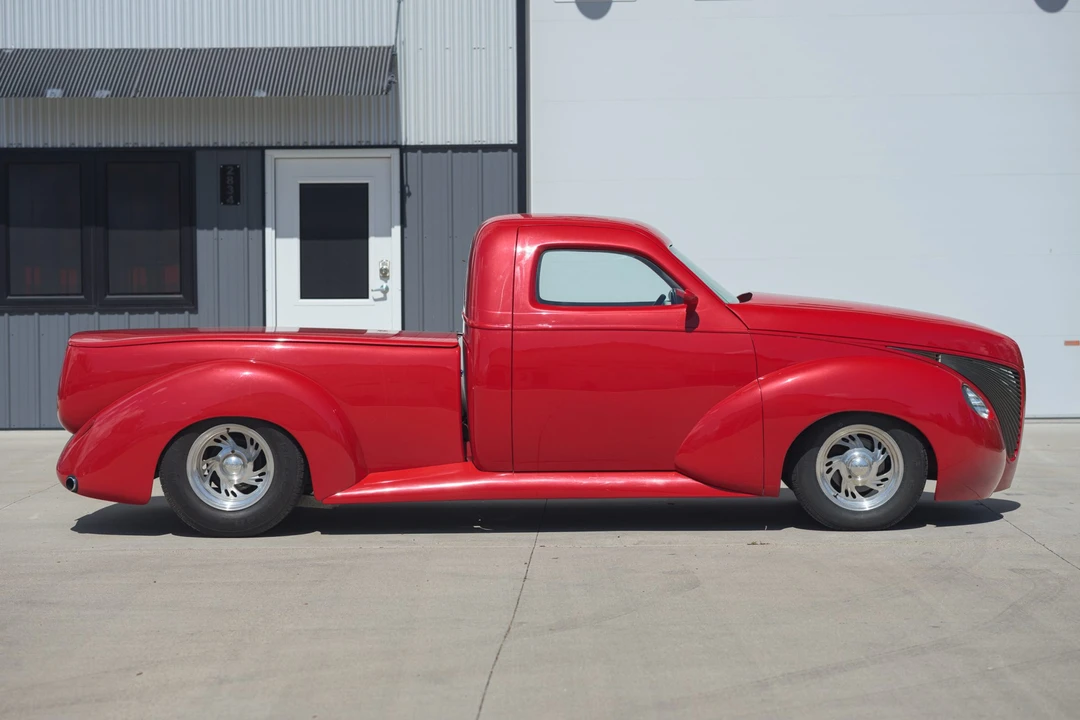 Studebaker Commander - Image 10 of 31